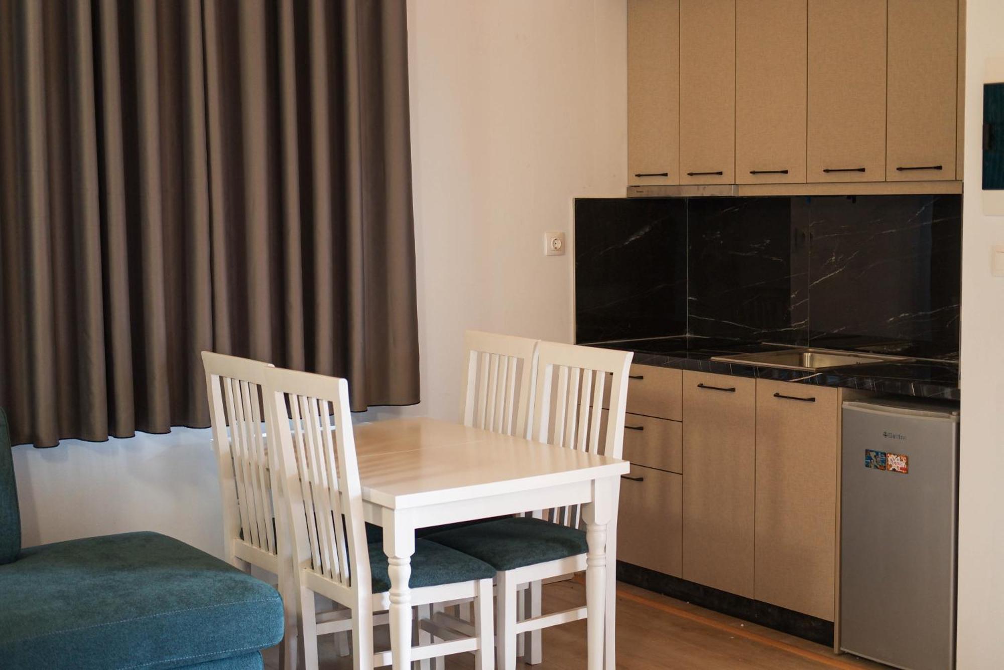 Pineside Homestay