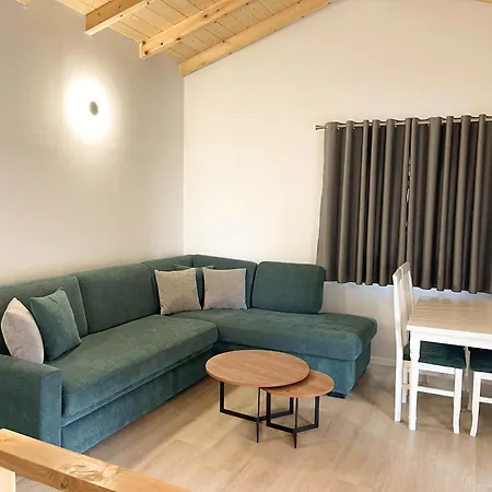 Pineside Rooms Himare Exterior photo