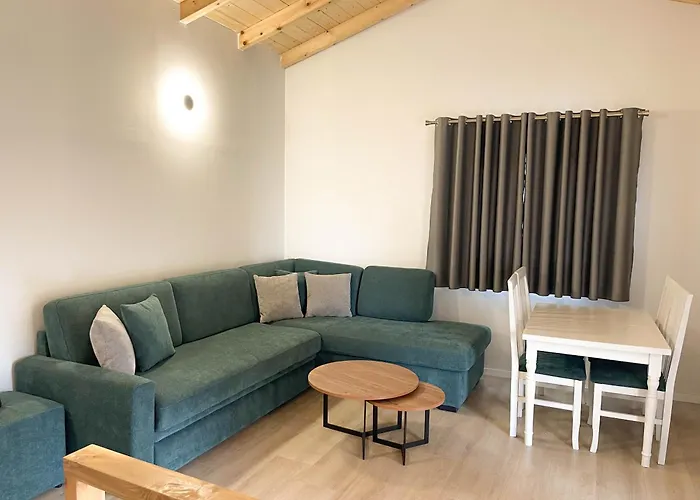 Pineside Rooms