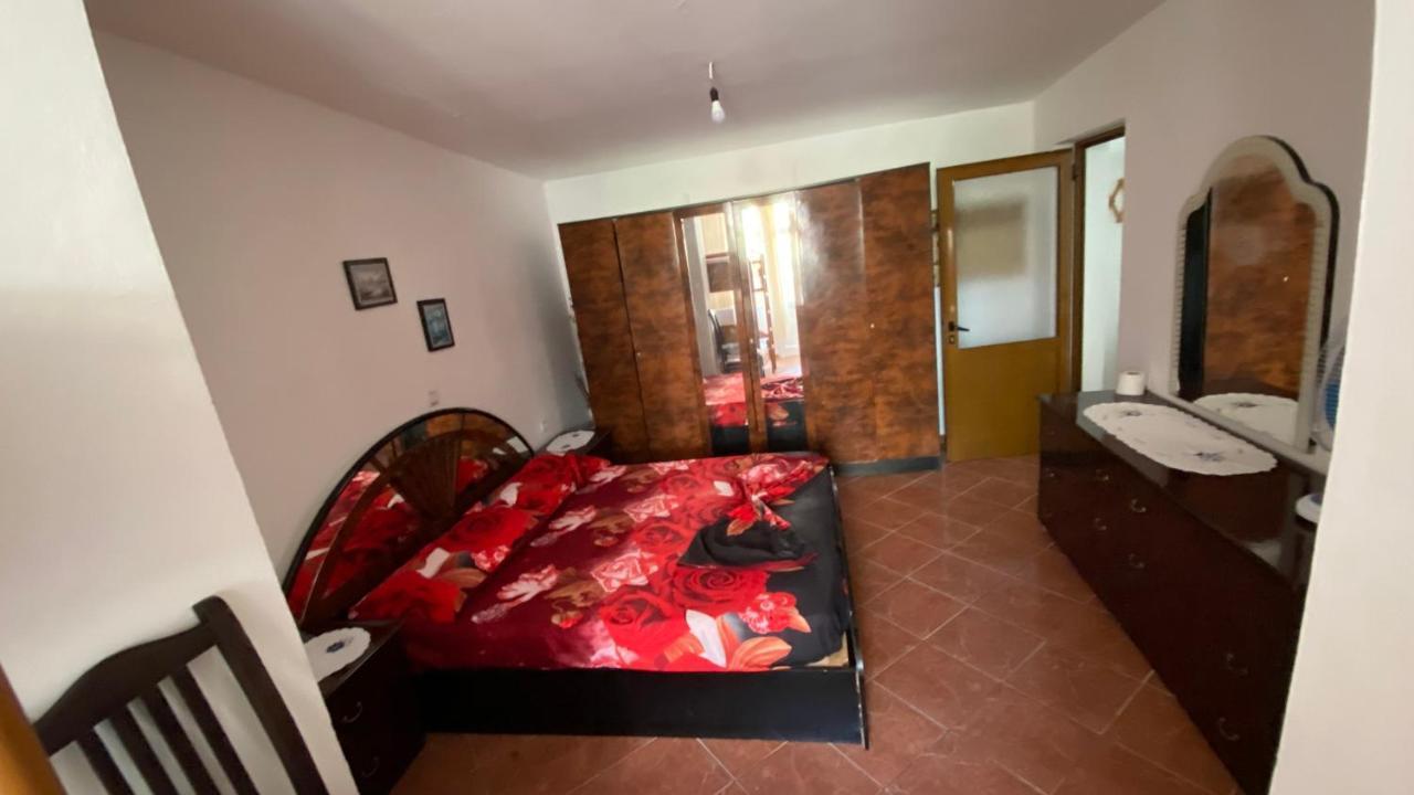 Pineside Privatunterkunft Himarë